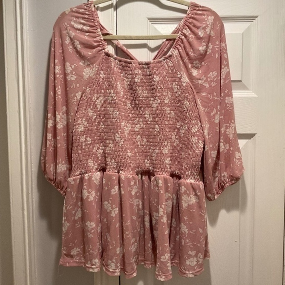Plus Size Pink Top Size 2X - Picture 2 of 8